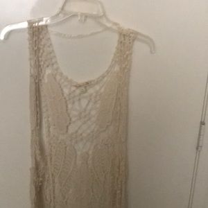 Long lace sleeveless cardiagan